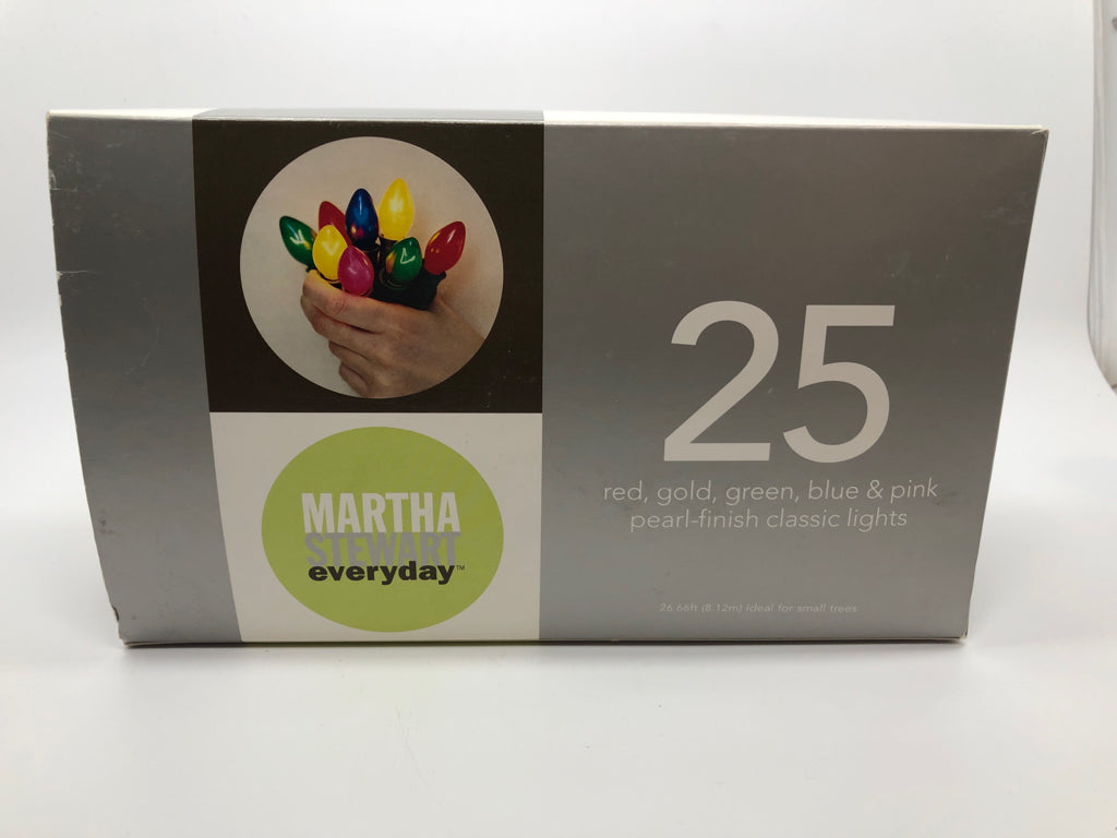 MULTI-COLOR PEAR-FINISH CLASSIC CHRISTMAS LIGHTS - MARTHA STEWART - IN BOX.