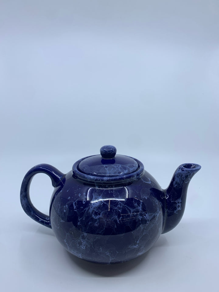 BLUE MARBLE PATTERN TEA POT.