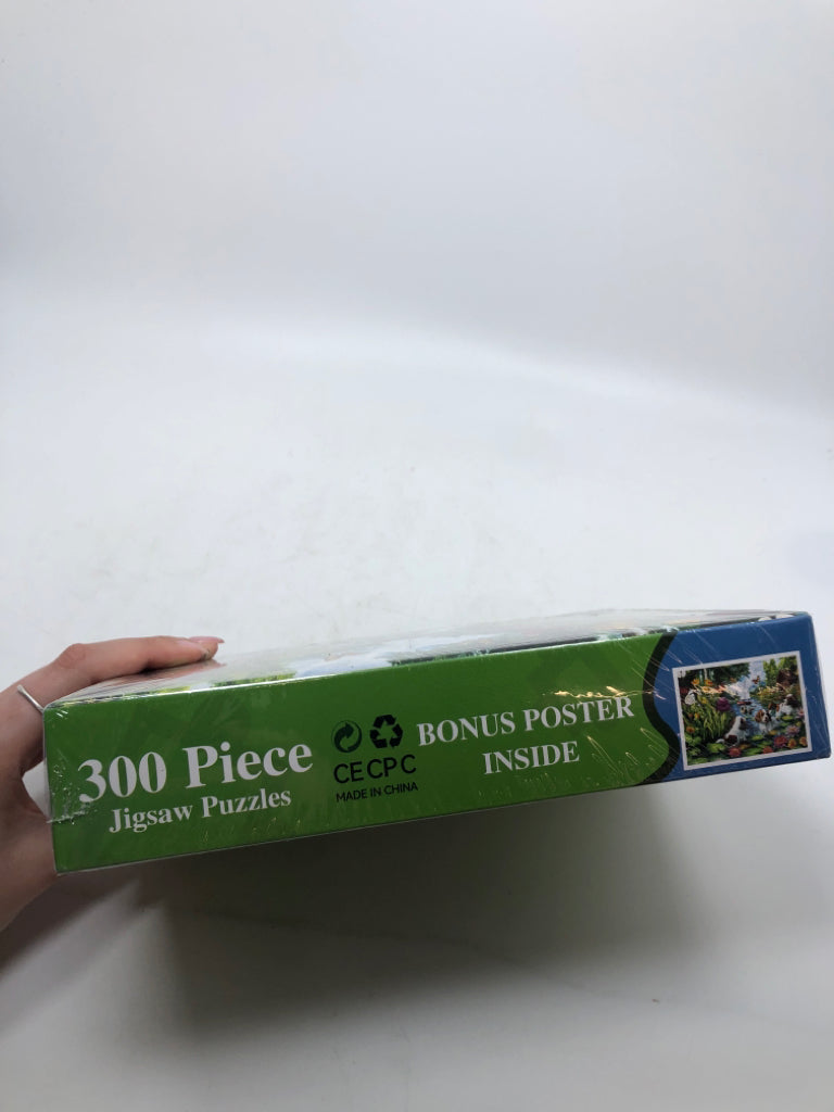 NIB HAPPY PUPPIES JIGSAW PUZZLE.