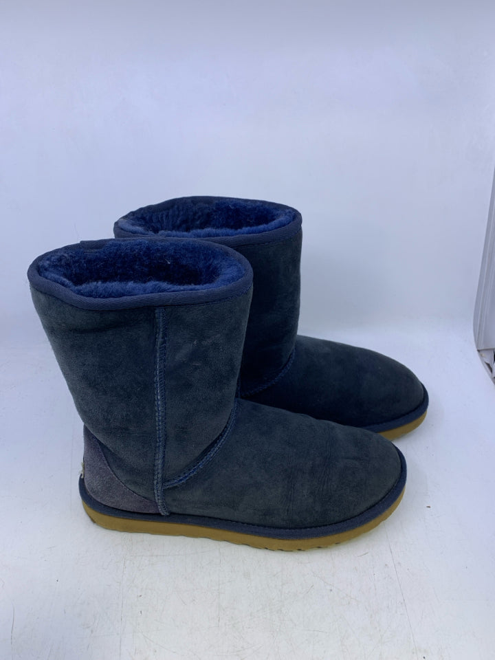 UGG Size 8 Juniors Boots