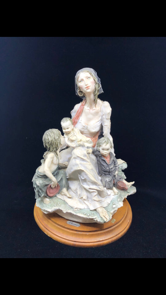 GUISSIPPE ARMANI MOTHER SITTING W/ 3 CHILDREN MADE IN ITALY ON WOOD STAND.
