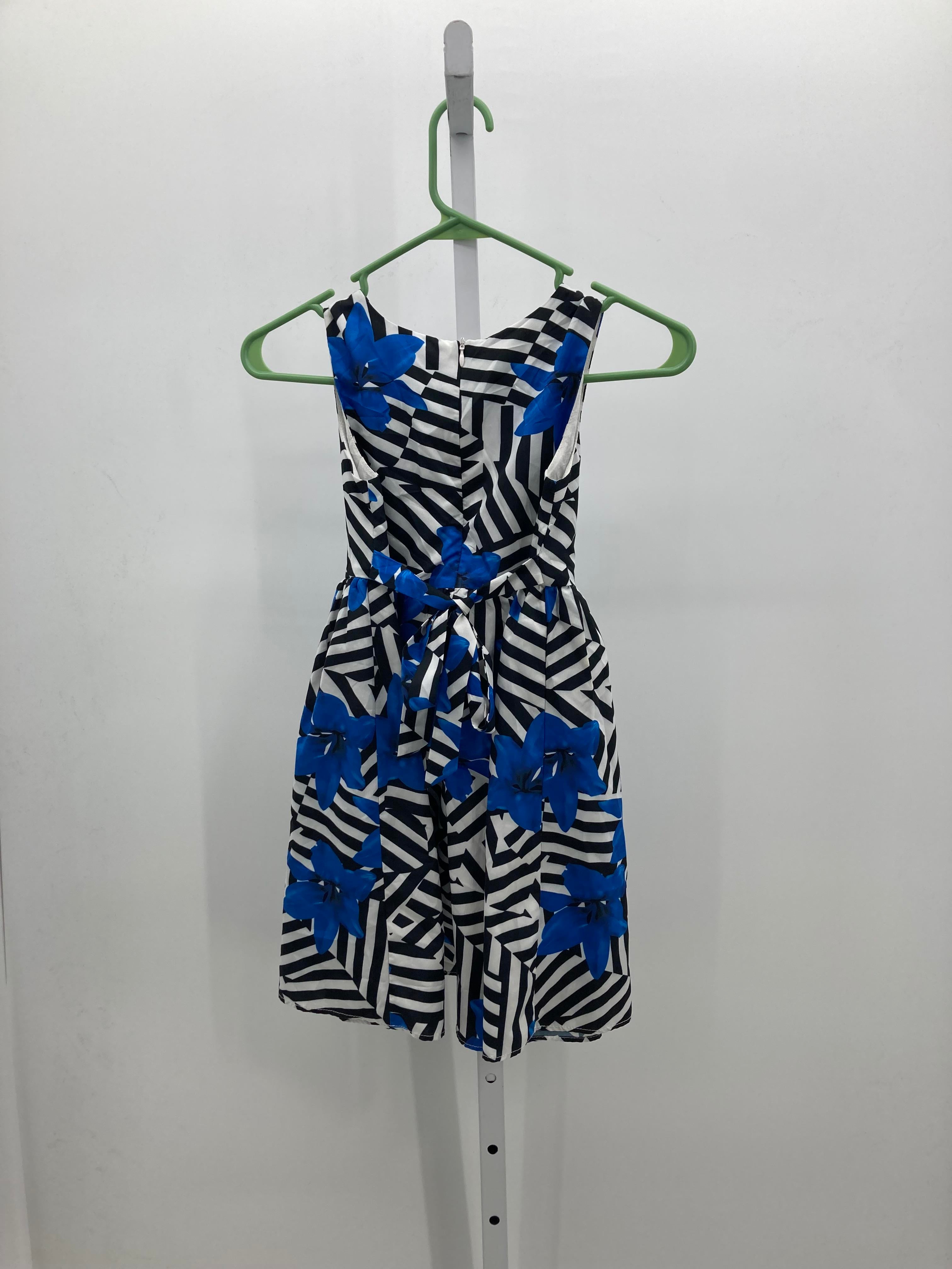 Size 7-8 Girls Sleeveless Dress