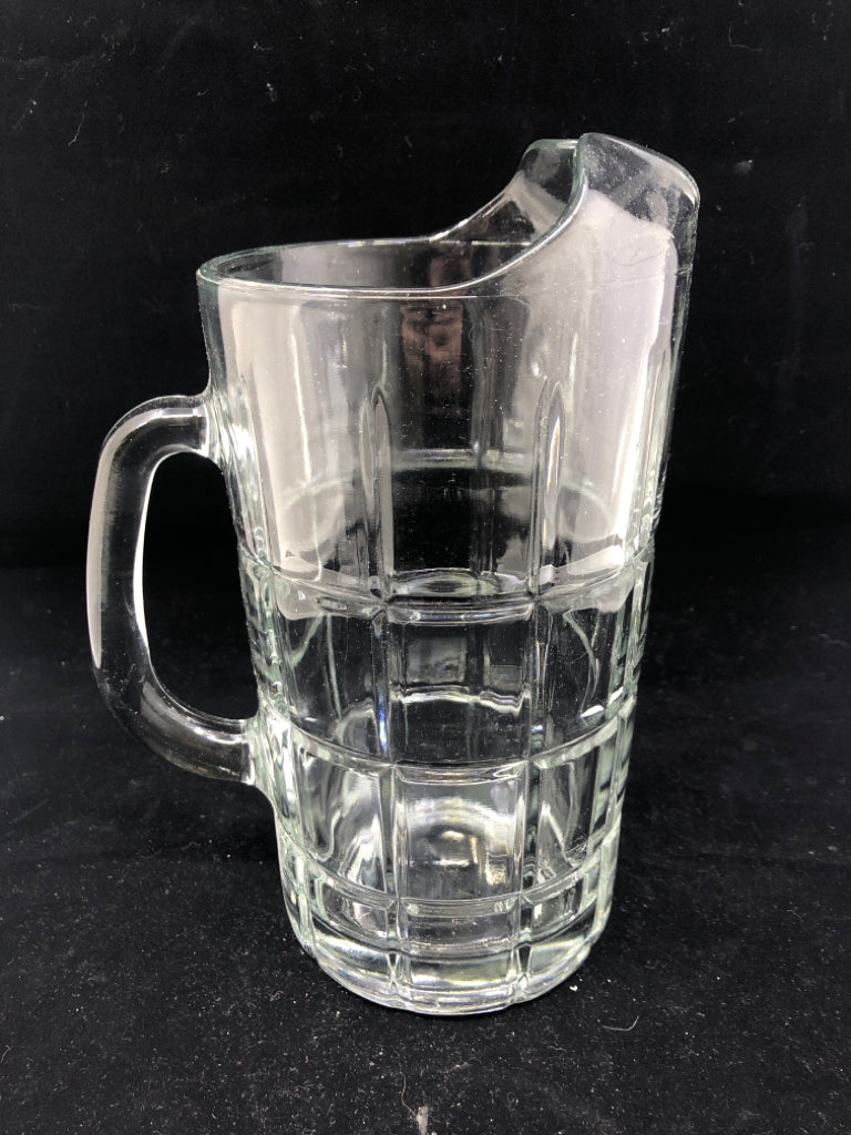 SQUARE PATTERN HEAVY GLASS PITCHER.