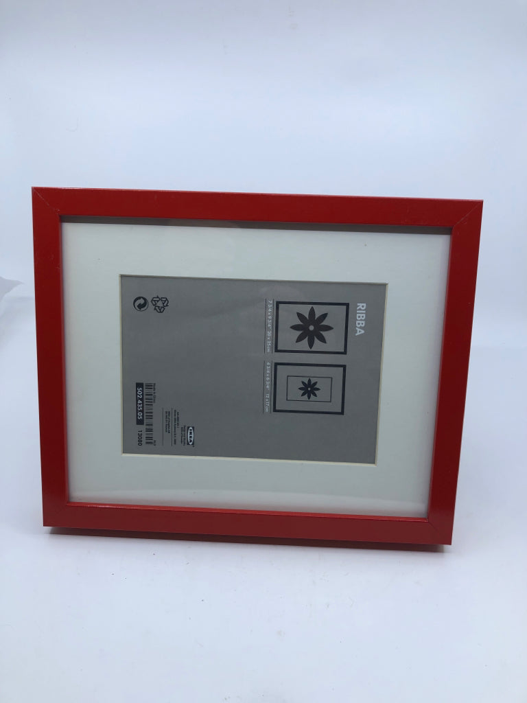 RED PHOTO FRAME IKEA.