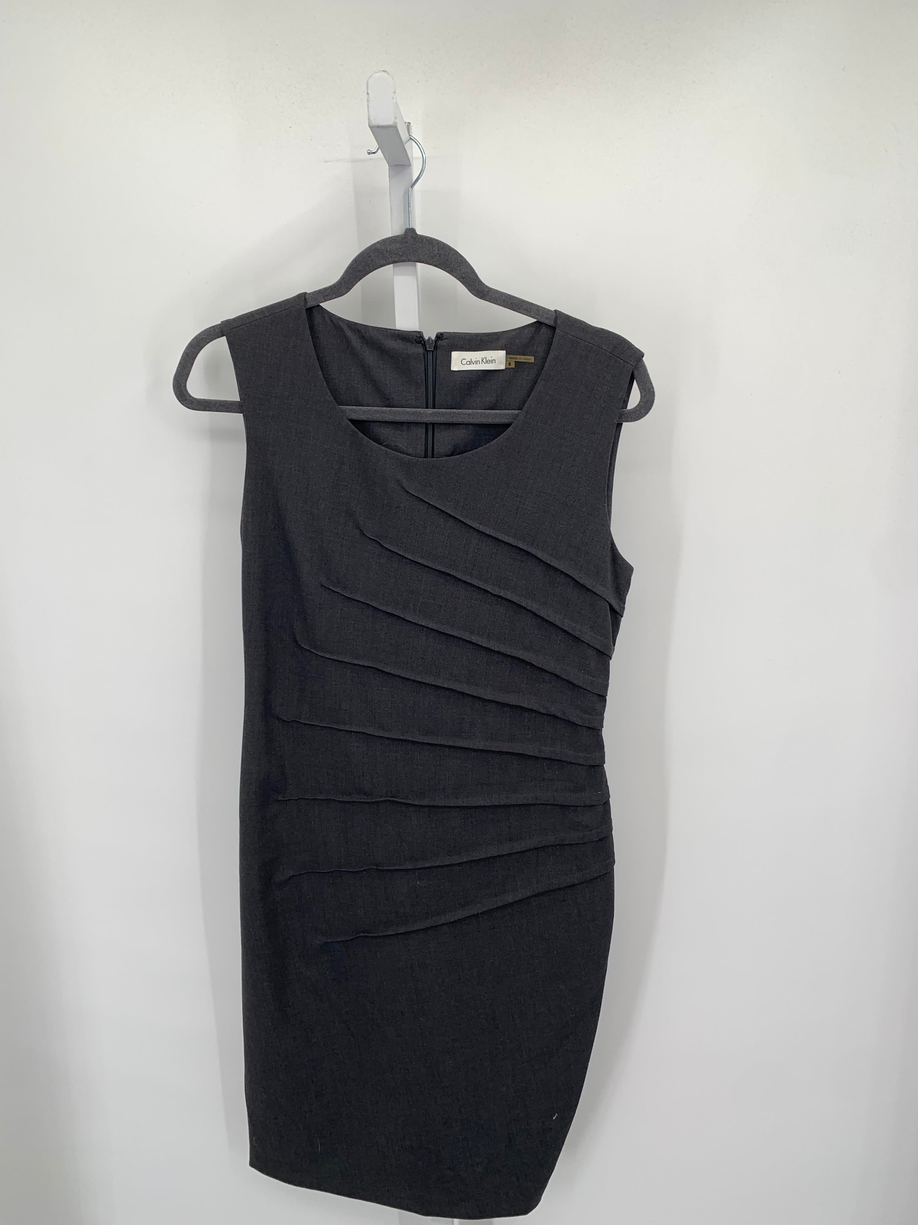 Calvin Klein Size 8 Misses Sleeveless Dress