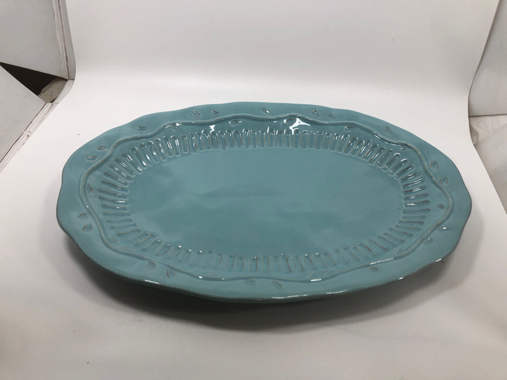 BLUE LEAF ETCHED PLATTER.