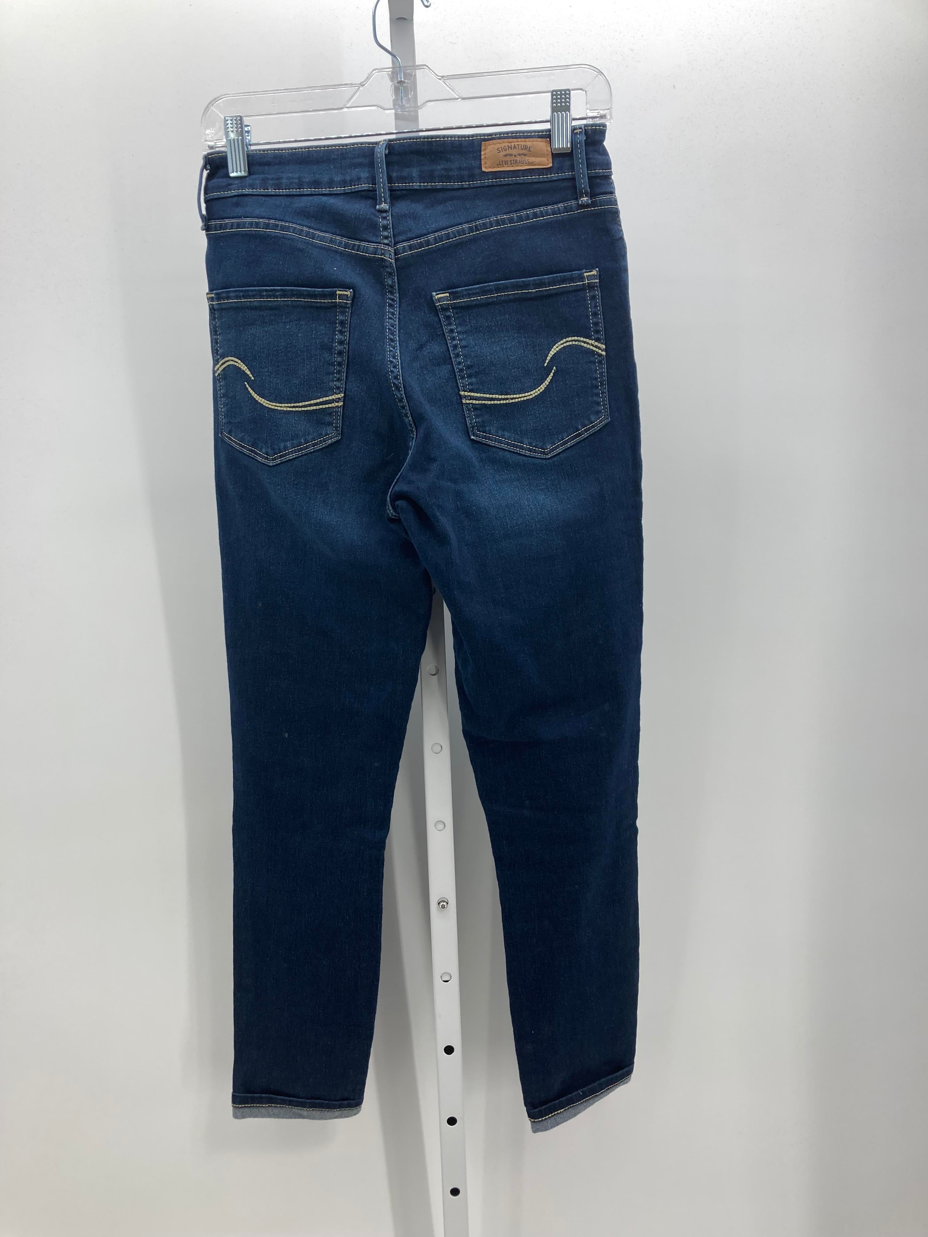 Levis Size 6 Misses Jeans