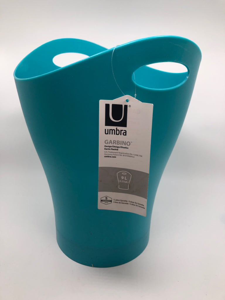 TEAL PLASTIC TRASH CAN.