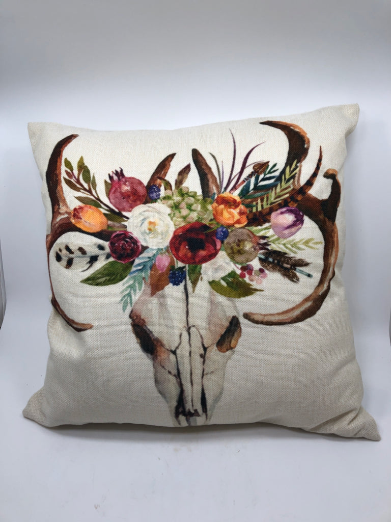 FLORAL DEER SKULL PRINT PILLOW.