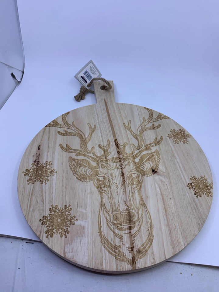CARVED SNOWFLAKES + DEER HEAD.