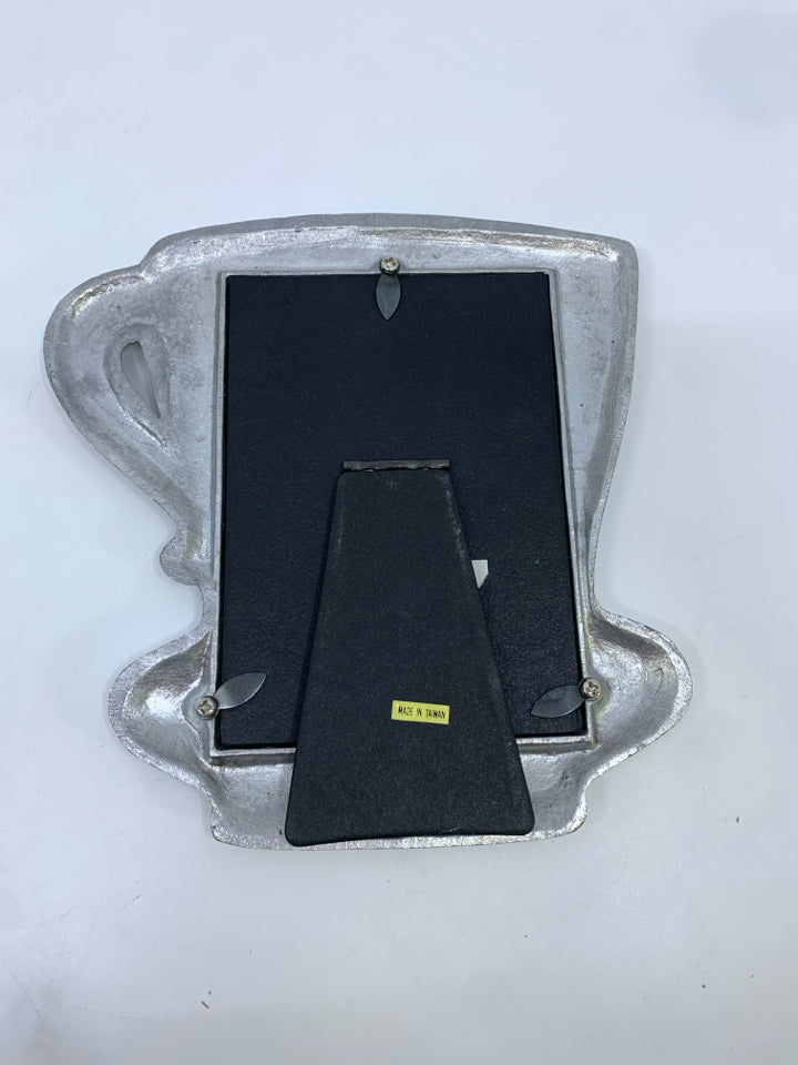 ALUMINUM COFFEE CUP PHOTO FRAME.