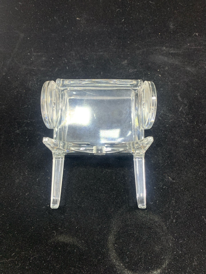 VTG GLASS WHEELBARROW ASHTRAY.