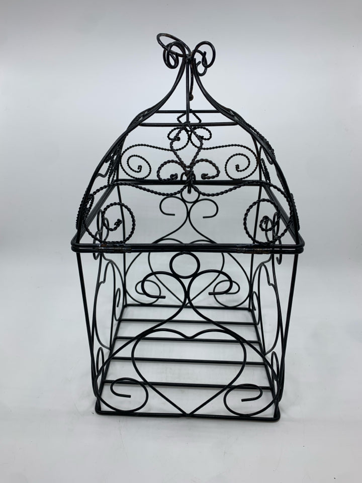 WIRED METAL BIRD CAGE DECOR.