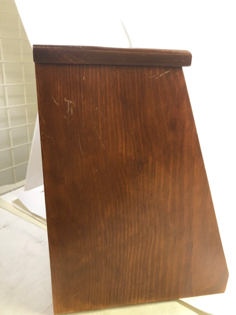 VTG COUNTRY PUNCHED TIN BREAD BOX W/ SHELF DIVIDER.