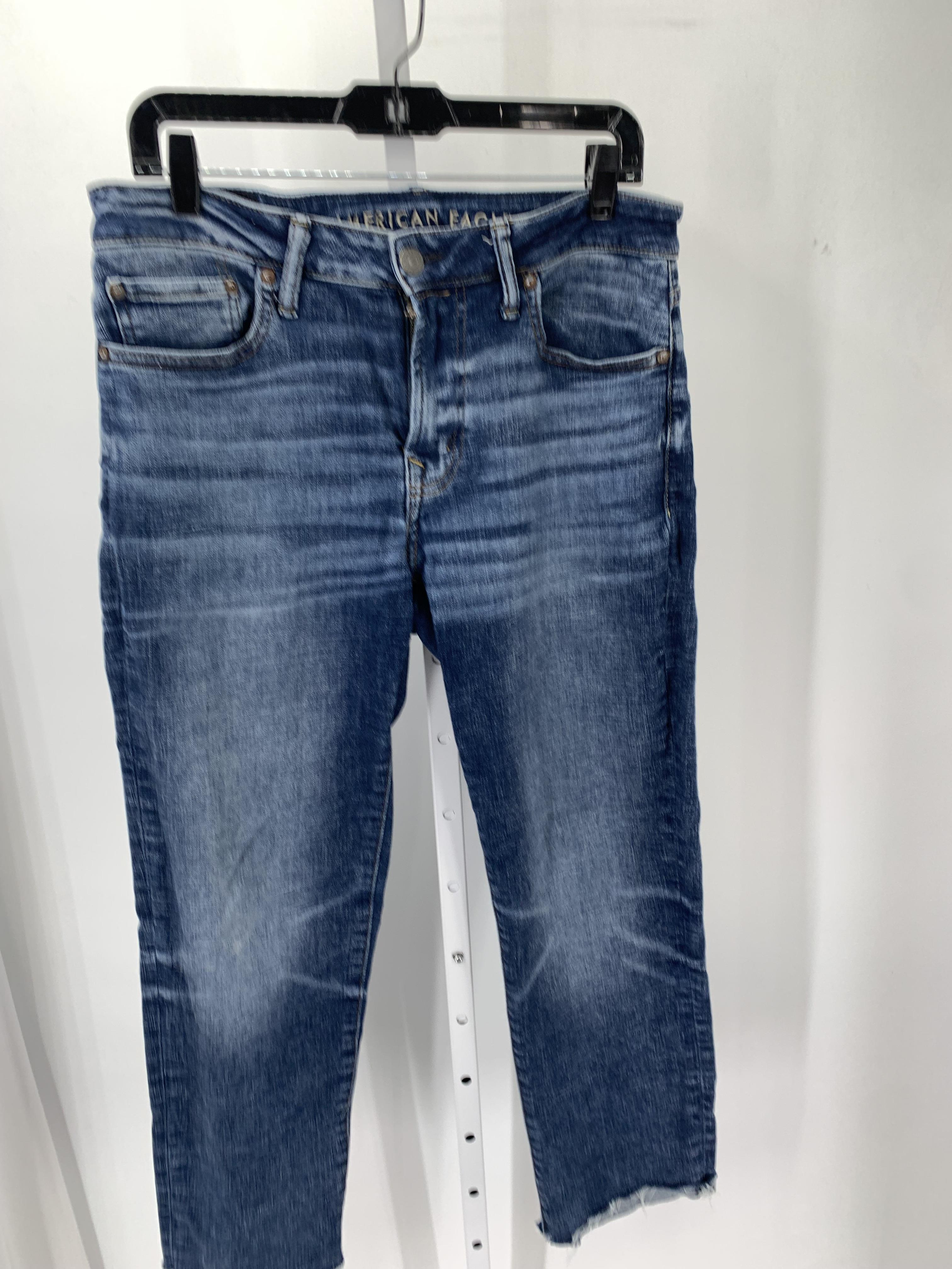 SLIM STRAIGHT JEANS
