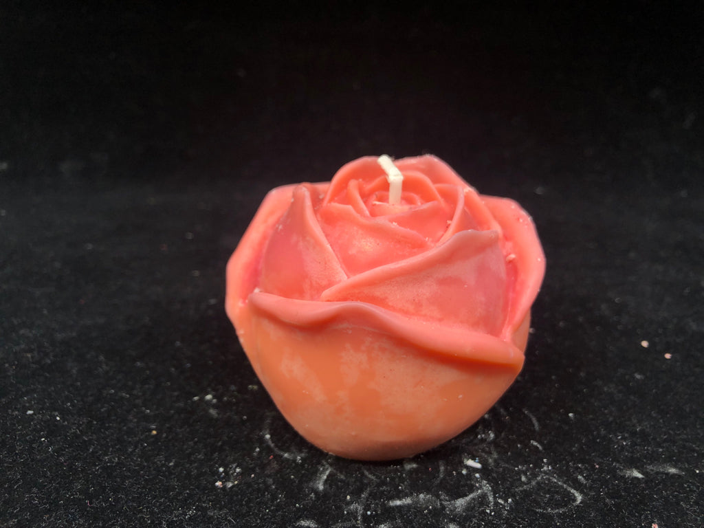 HANDMADE SOY WAX ROSE CANDLE.