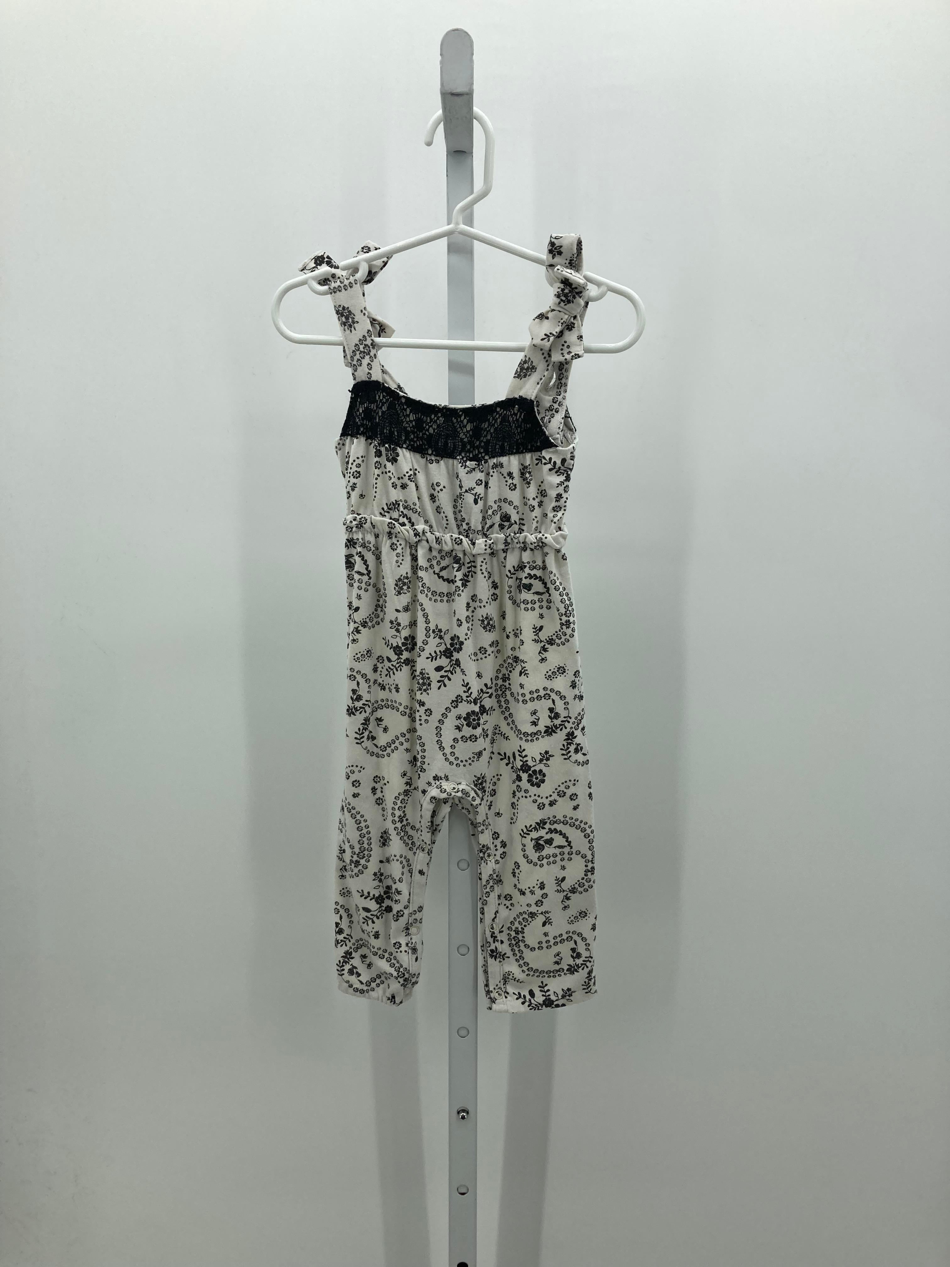 Jessica Simpson Size 6-9 mon Girls Overalls