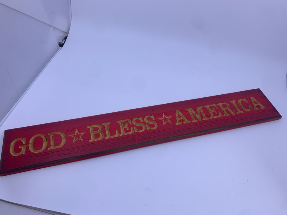 GOD BLESS AMERICA RED WOOD WALL SIGN.