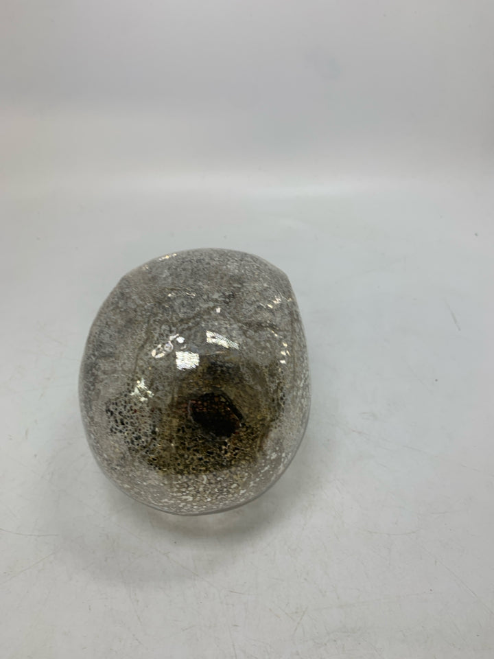 MERCURY LIGHT WEIGHT HOLLOW GLASS SKULL.