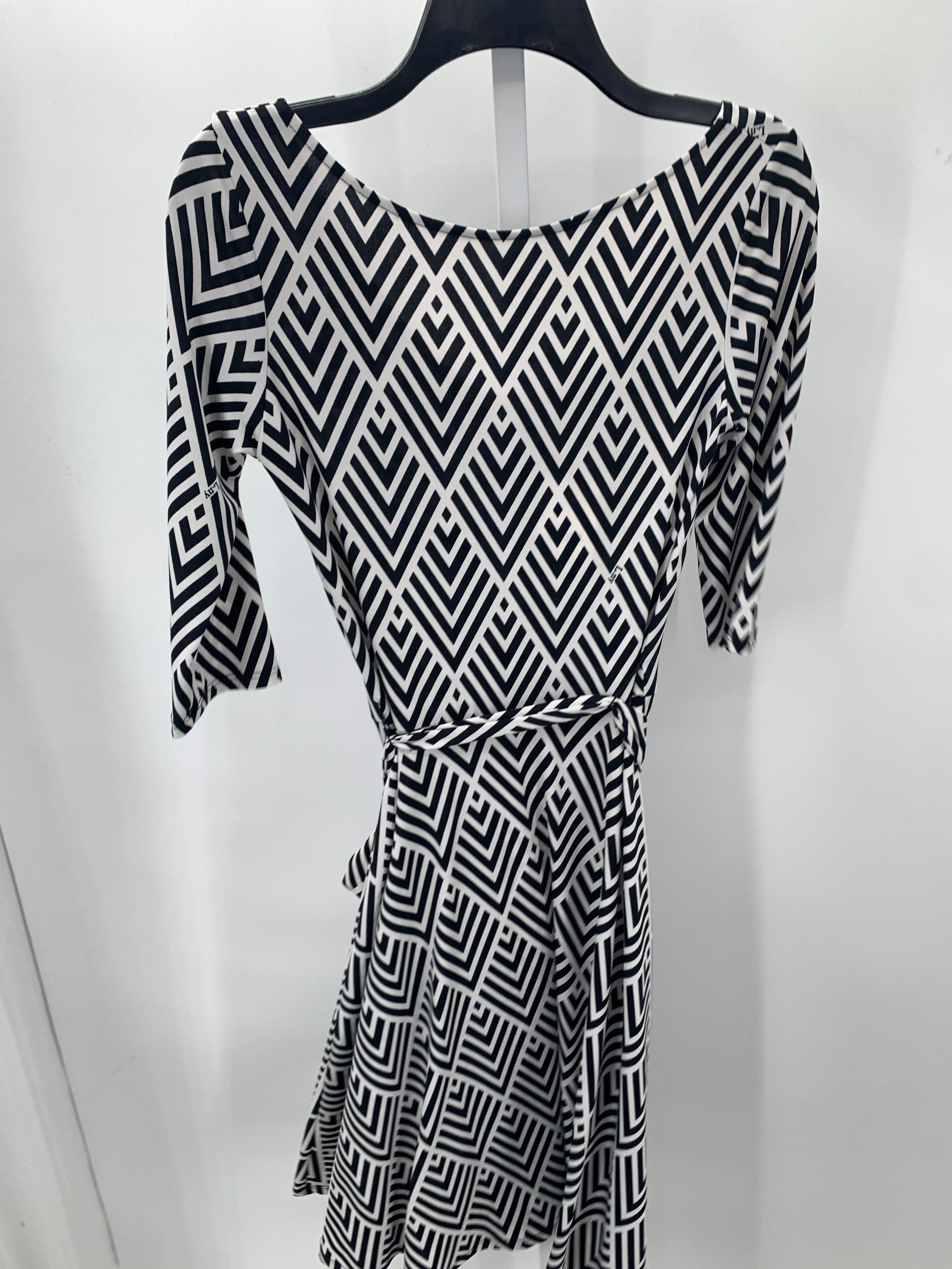 Leota Size Small Misses 3/4 Sleeve Dress