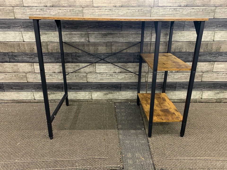 WOOD TOP DESK W/METAL LEGS AND TWO SHELVES.