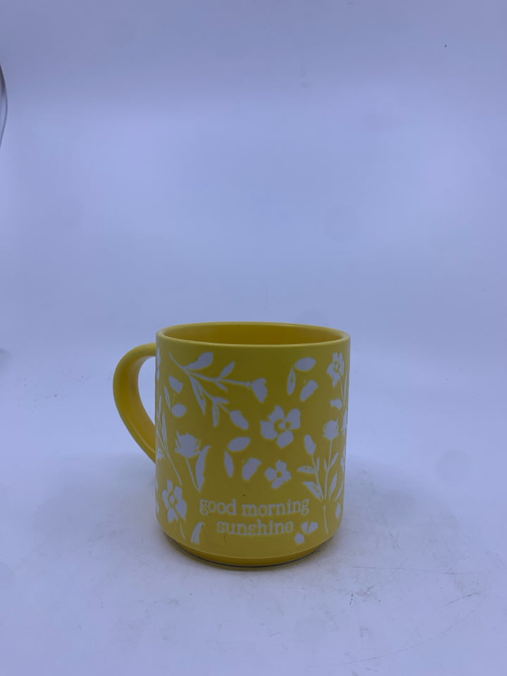 YELLOW MUG W/ MATTE FLOWERS GOODMORNING SUNSHINE.