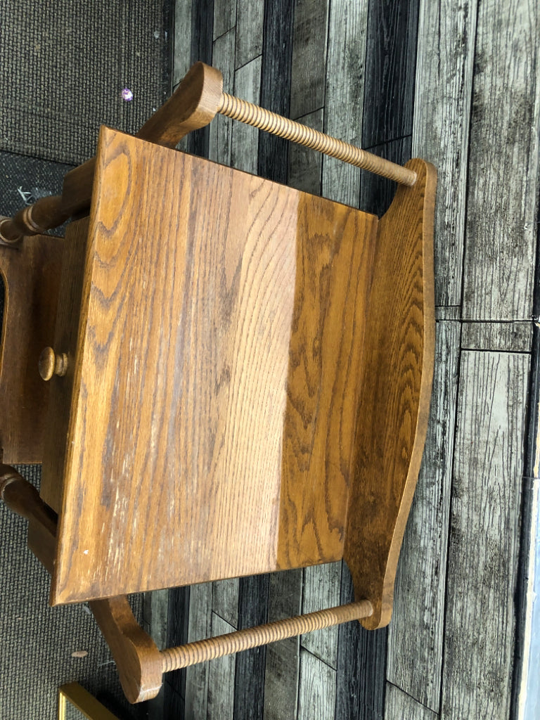 SMALL WOOD END TABLE W DRAWER, SHELF AND HANDLES.
