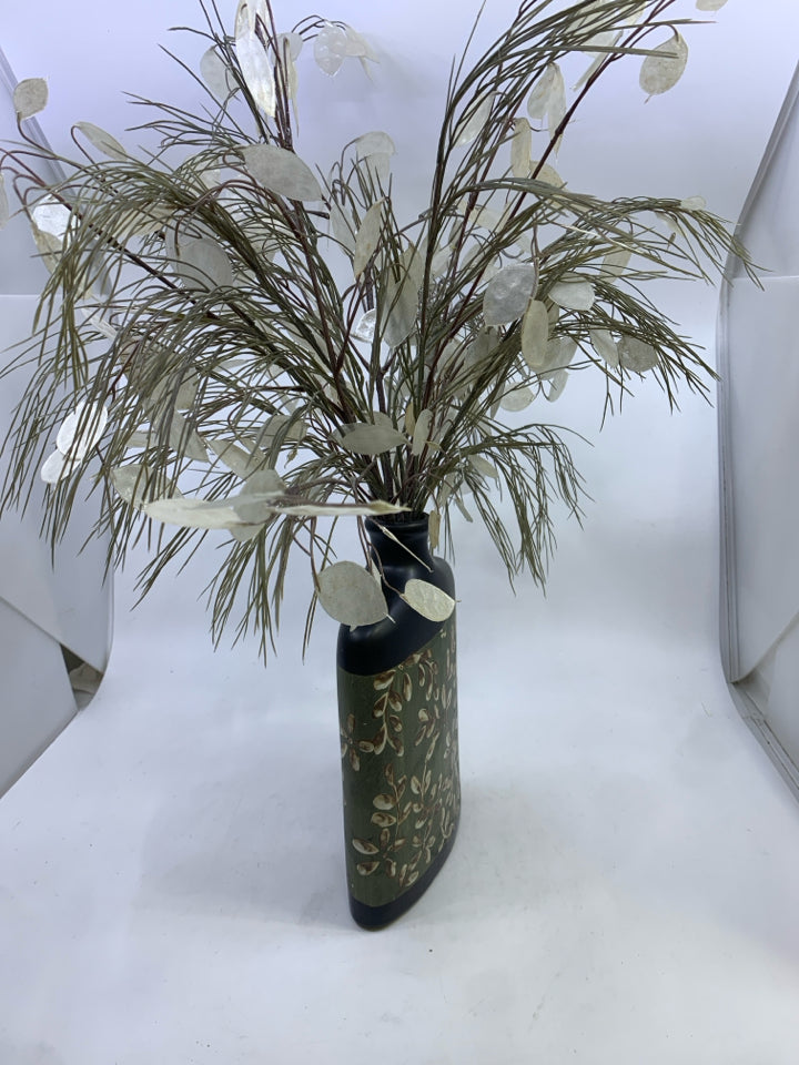 BLACK VASE/GREEN CREAM LEAF DESIGN W/ SILVER IRIDESCENT LEAVES.