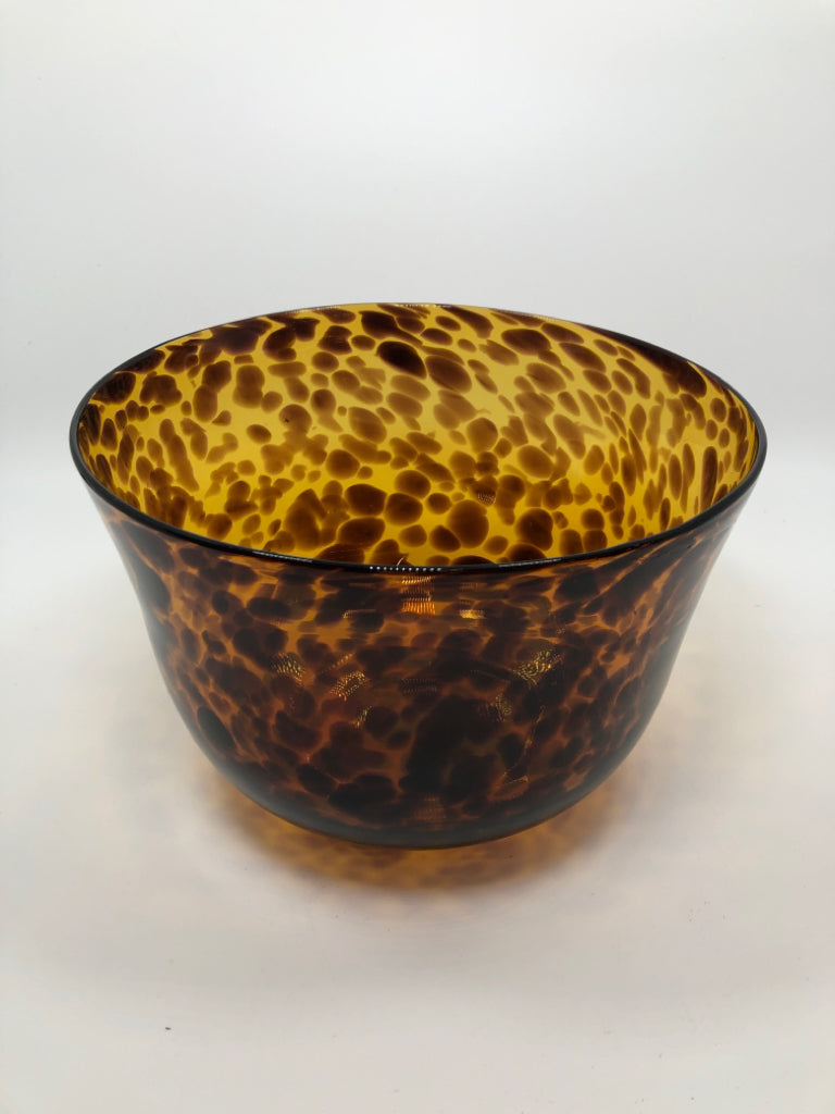 BLACK/BROWN GLASS BOWL.