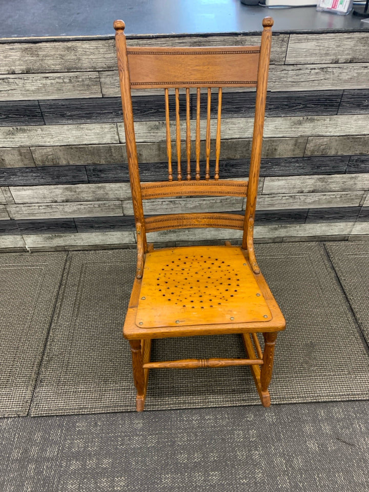 VTG WOOD ROCKING CHAIR W BEADED EDGE.