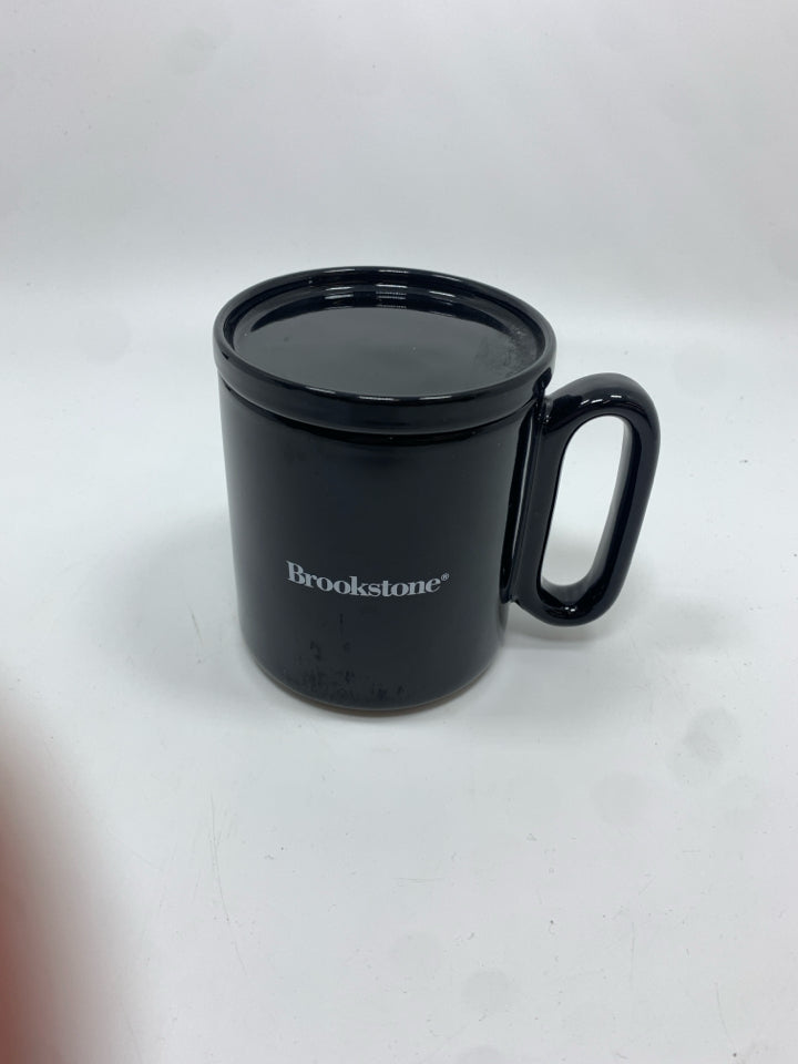 BLACK MUG WITH LID "BROOKSTONE".