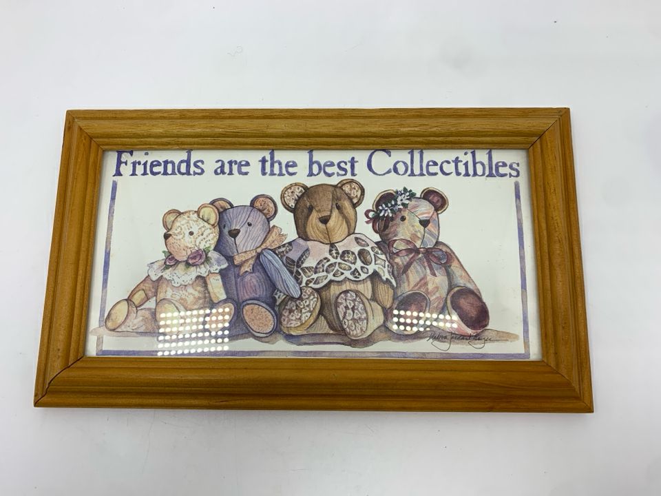 FRIENDS BEARS PRINT IN WOOD FRAME.