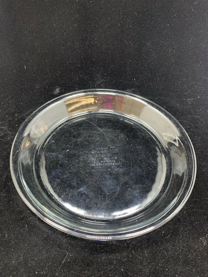 CLEAR GLASS ANCHOR PIE PLATE.