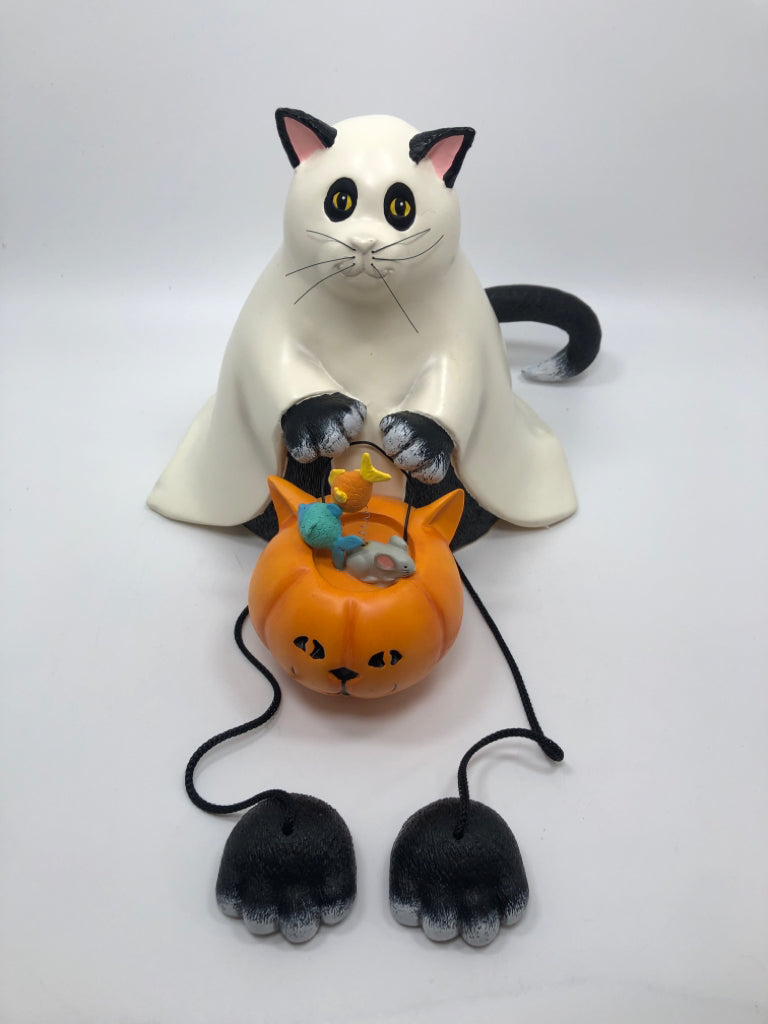 HALLOWEEN CAT W/PUMPKIN BUCKET AND HANGING LEGS DECOR.