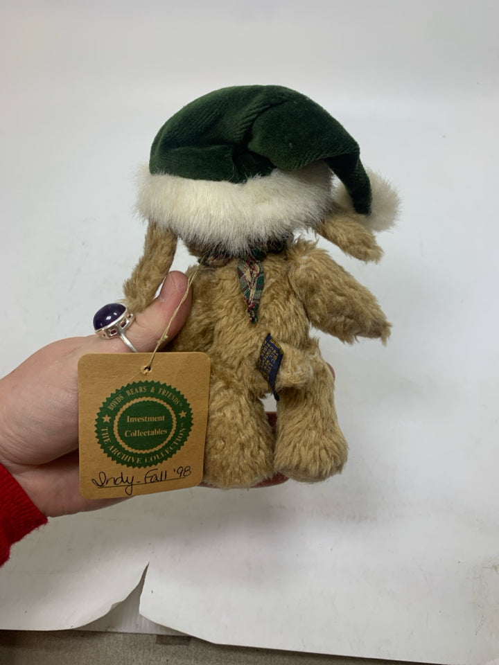 SMALL BOYDS BEAR DOG W/ GREEN SANTA HAT.