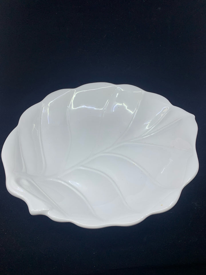 WHITE SERVING BOWL LEAF DESIGN