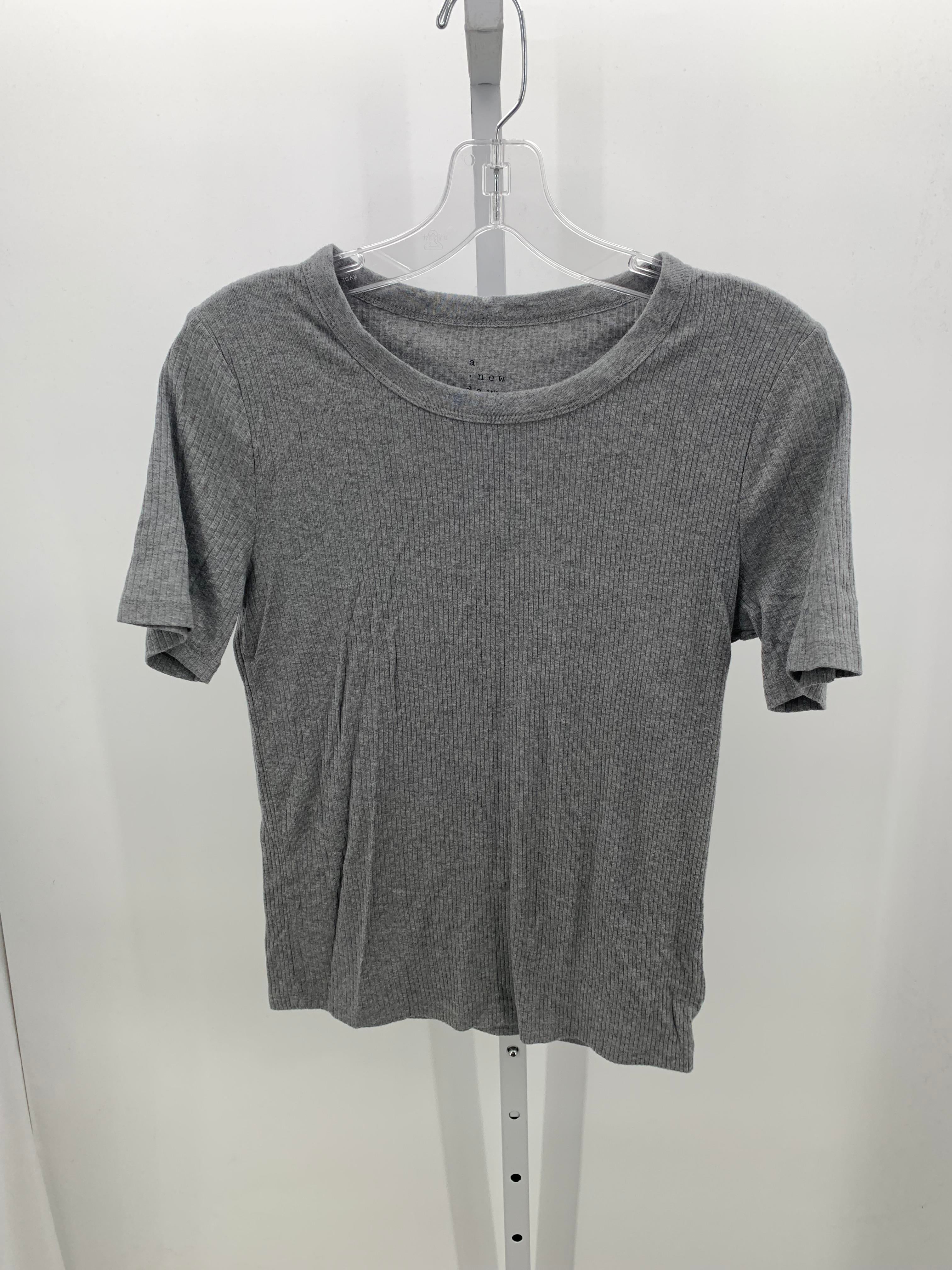 A New Day Size Medium Misses Short Sleeve Shirt