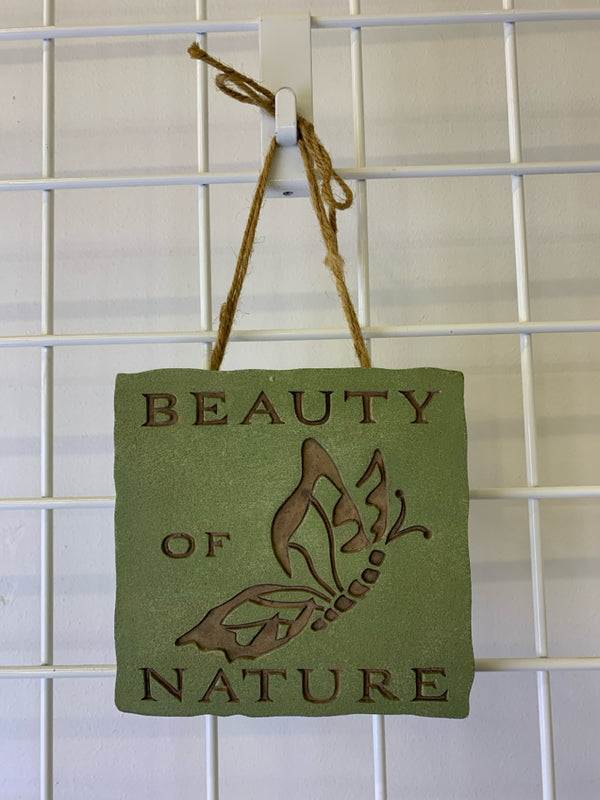 BEAUTY OF NATURE STONE WALL HANGING.