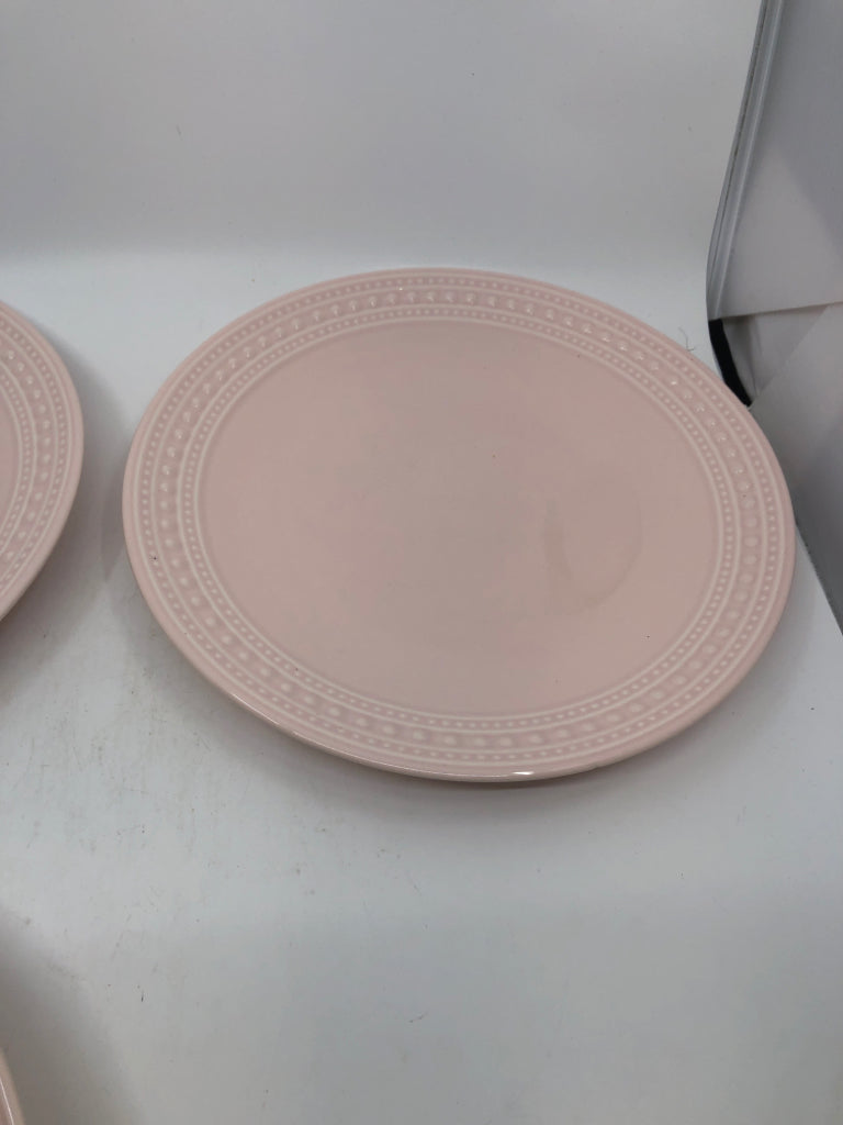 4 PINK BEADED EDGE DINNER PLATES.