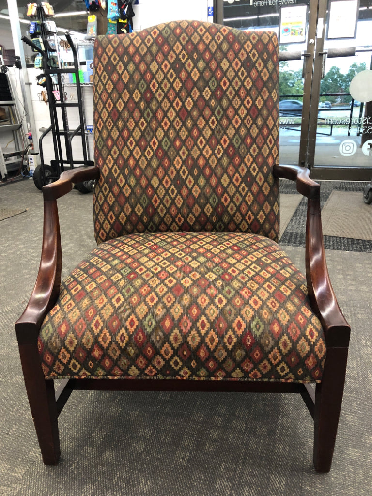 BROWN DIAMOND MULTI-COLOR UPHOLSTERED ARM CHAIR.