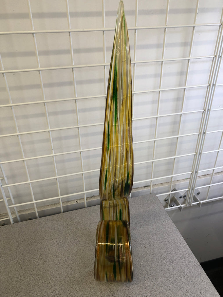 YELLOW & GREEN BLOWN GLASS SWIRL.