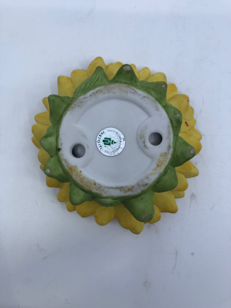 PARTYLITE SUNFLOWER VOTIVE HOLDER.