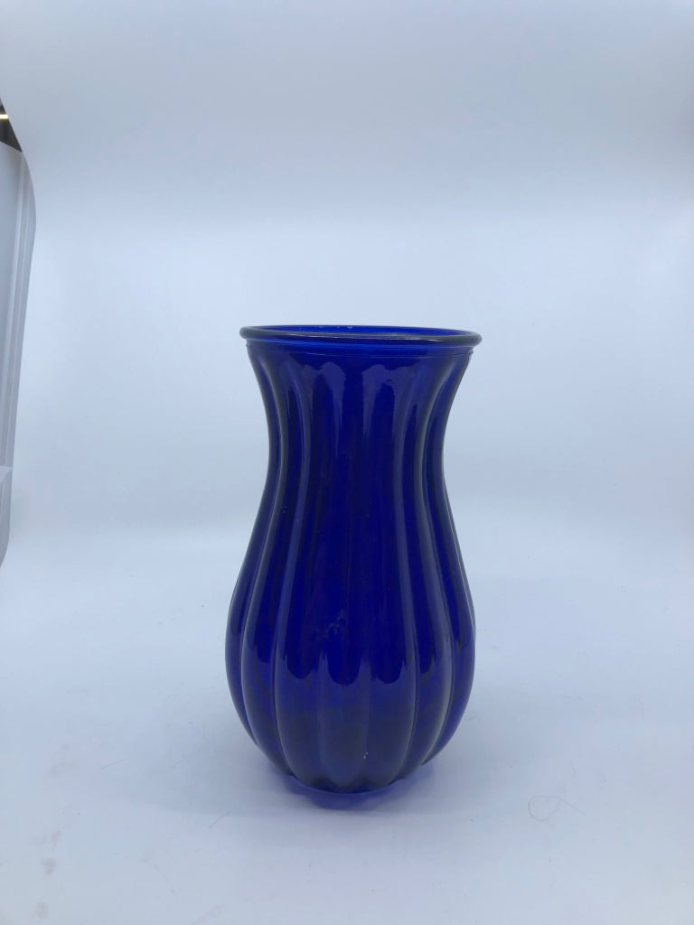 COBALT BLUE RIBBED VASE.