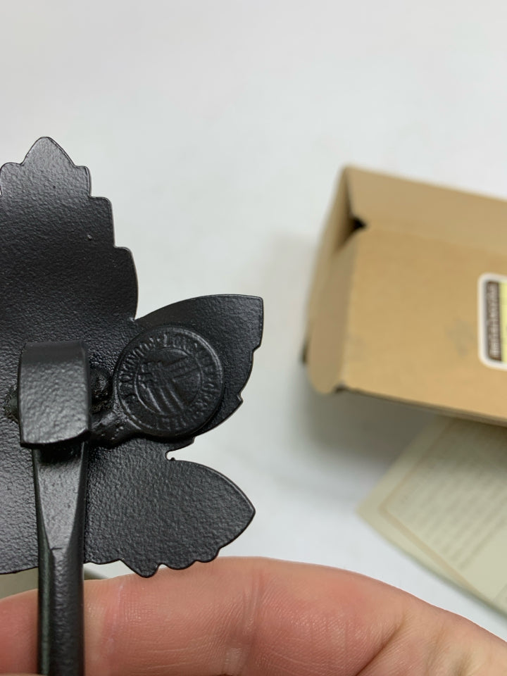 NIB WROUGHT IRON WALL HOOK MAPLE LEAF #72664.