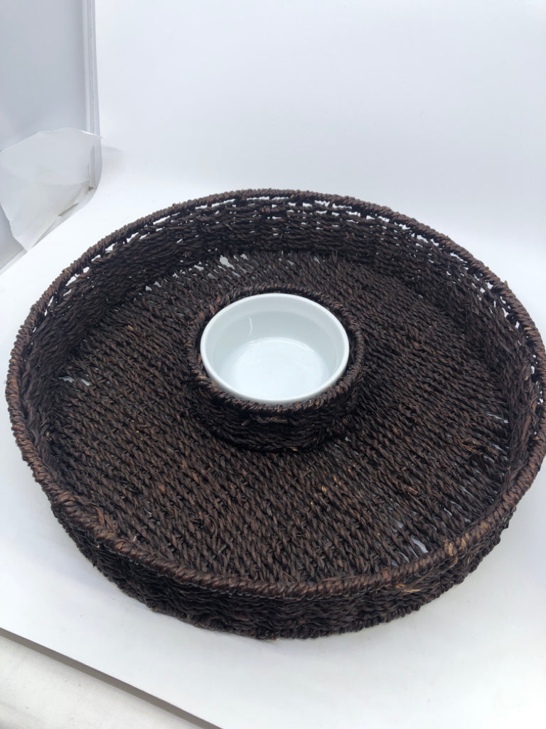 LARGE DARK WOVEN CHIP AND DIP SERVER.