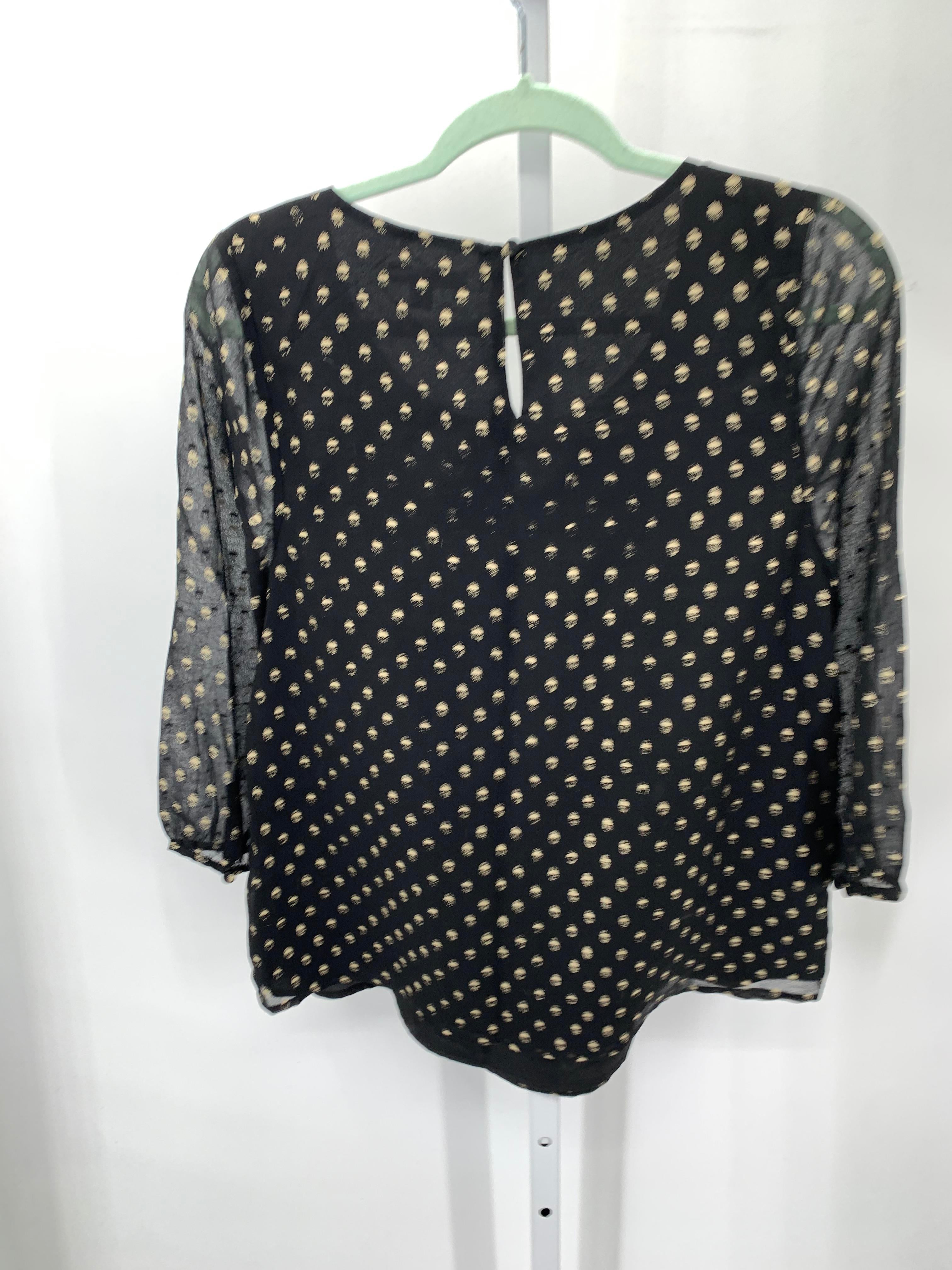 Size Medium Misses 3/4 Sleeve Shirt