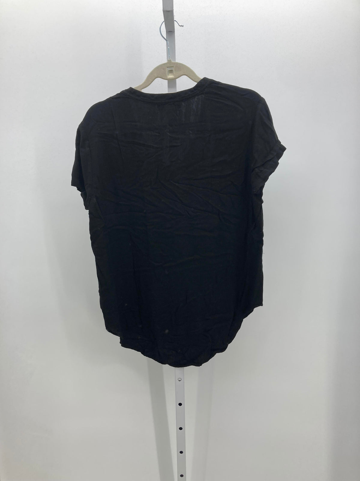 Cloth & Stone Size Medium Misses Short Sleeve Shirt