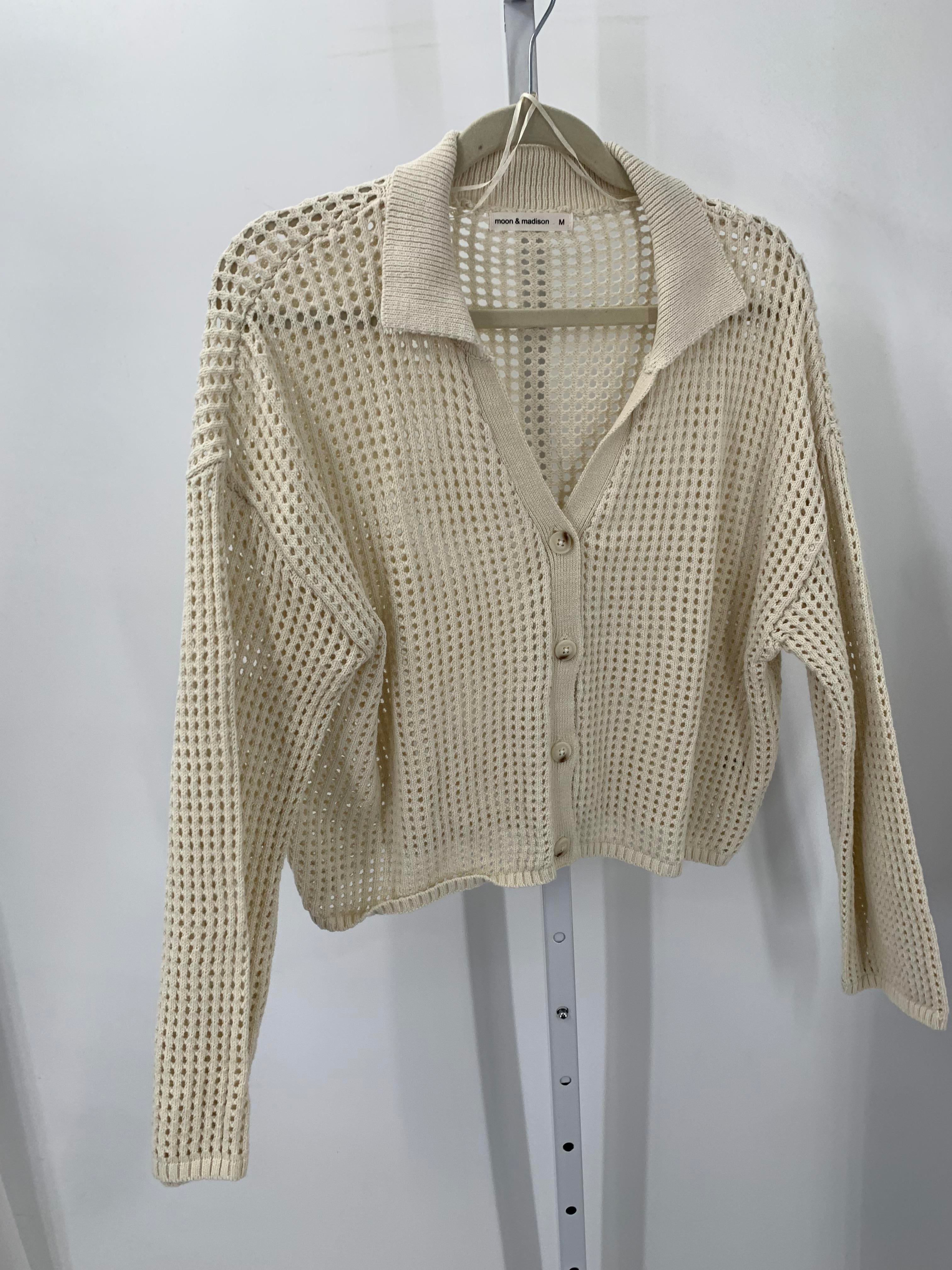 Size Medium Juniors Long Sleeve Sweater