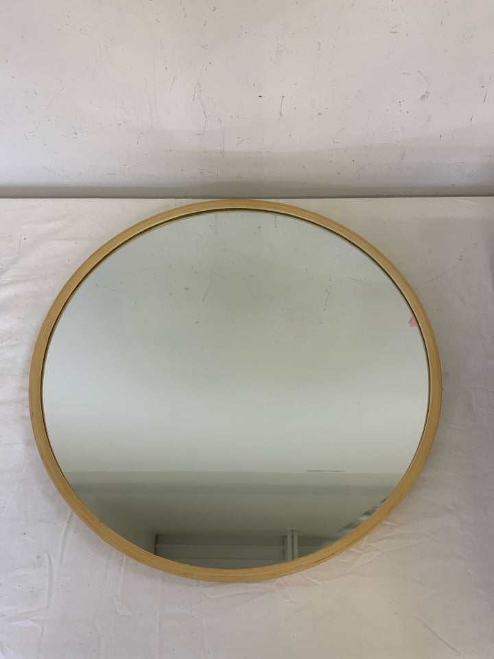 FAUX BLONDE WOOD HEAVY CIRCLE MIRROR.