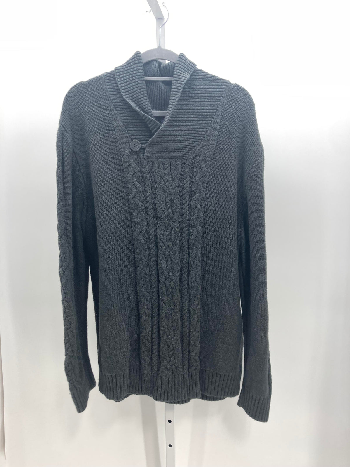 CABLED SWEATER